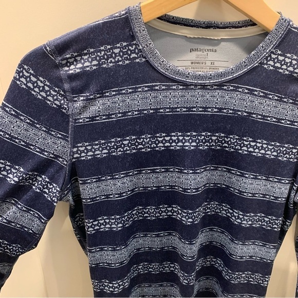Patagonia Capilene Blue Aztec Long Sleeve Base Layer Top Women’s XS - Picture 2 of 5